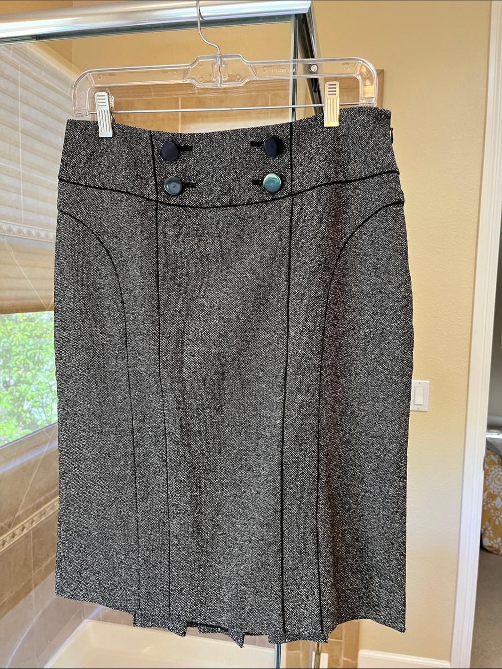 Ann Taylor Gray Tweed Pencil Skirt with Button Detail